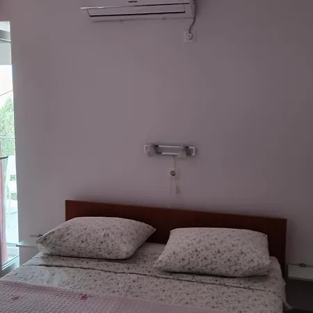 Artneo Apartmani Novalja Exterior photo