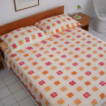 Artneo Apartmani Novalja Exterior photo
